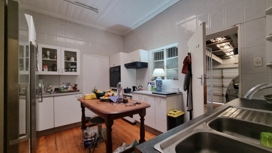 To Let 1 Bedroom Property for Rent in Westcliff Gauteng