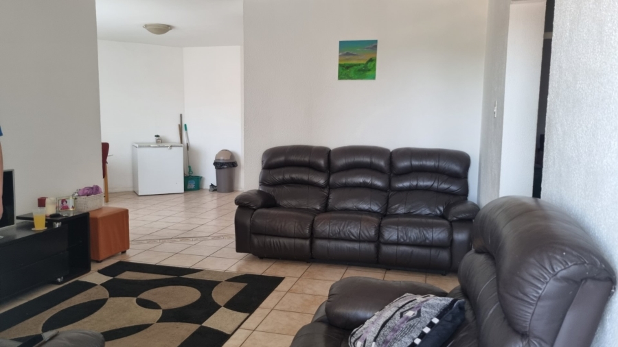 To Let 2 Bedroom Property for Rent in Bedfordview Gauteng