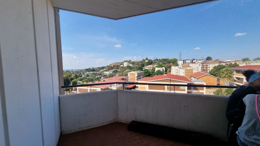 To Let 2 Bedroom Property for Rent in Bedfordview Gauteng