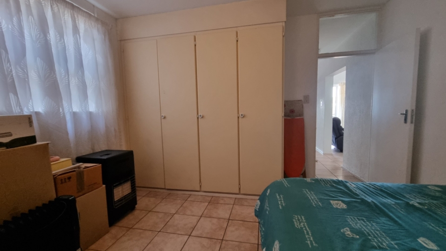 To Let 2 Bedroom Property for Rent in Bedfordview Gauteng