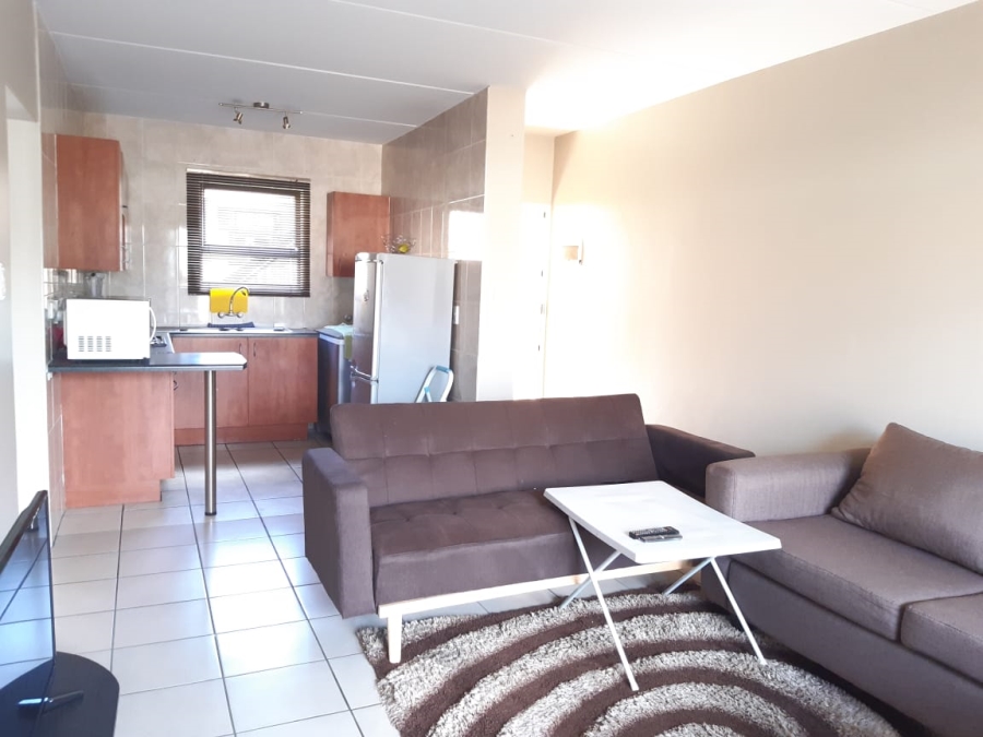 To Let  Bedroom Property for Rent in Parkrand Gauteng