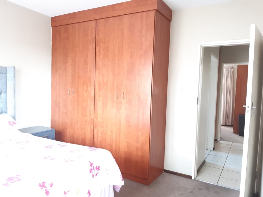 To Let  Bedroom Property for Rent in Parkrand Gauteng