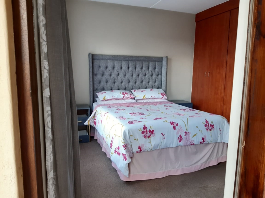 To Let  Bedroom Property for Rent in Parkrand Gauteng