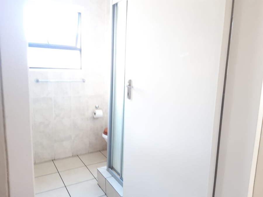 To Let  Bedroom Property for Rent in Parkrand Gauteng