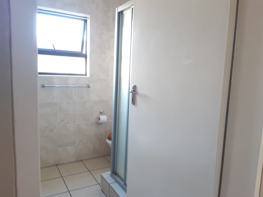 To Let  Bedroom Property for Rent in Parkrand Gauteng