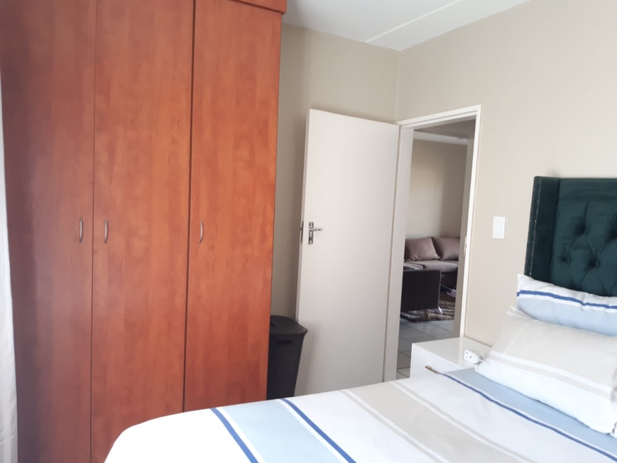 To Let  Bedroom Property for Rent in Parkrand Gauteng