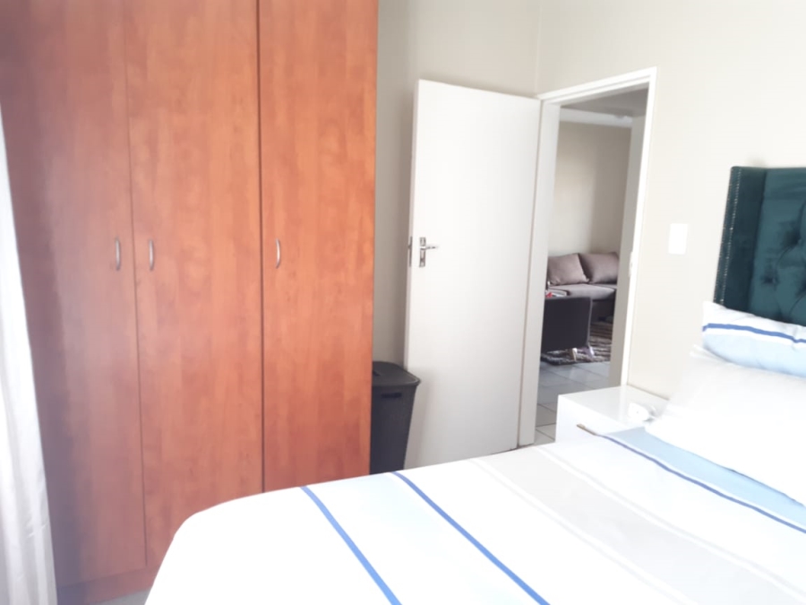 To Let  Bedroom Property for Rent in Parkrand Gauteng