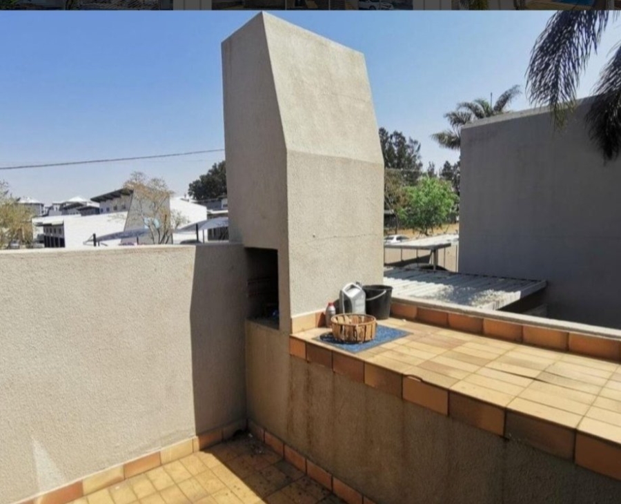  Bedroom Property for Sale in President Park Gauteng