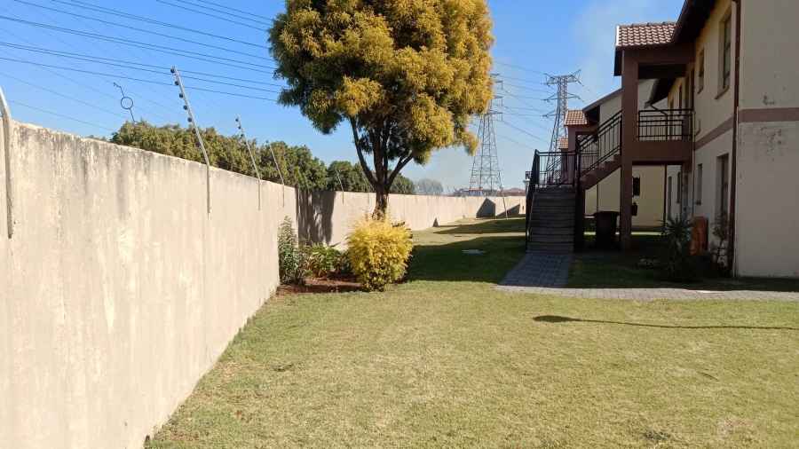 2 Bedroom Property for Sale in Parkrand Gauteng