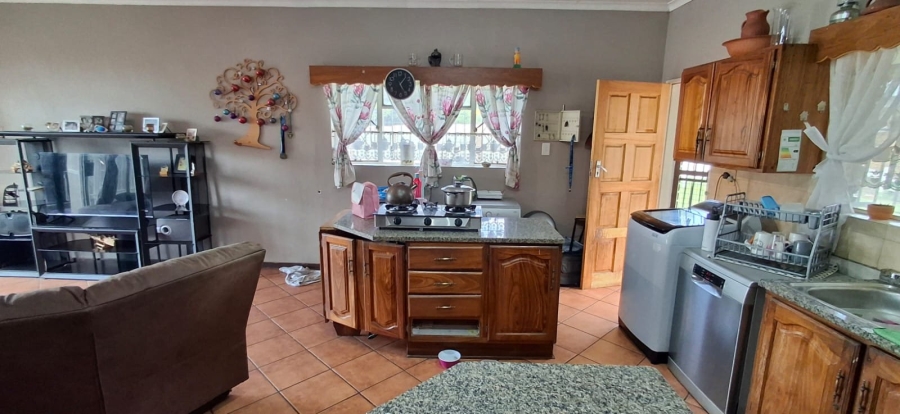 5 Bedroom Property for Sale in Pretoria Gardens Gauteng