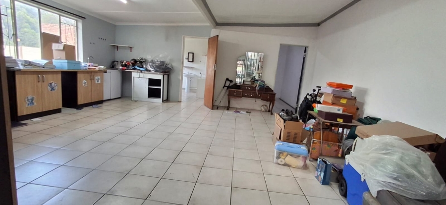 5 Bedroom Property for Sale in Pretoria Gardens Gauteng