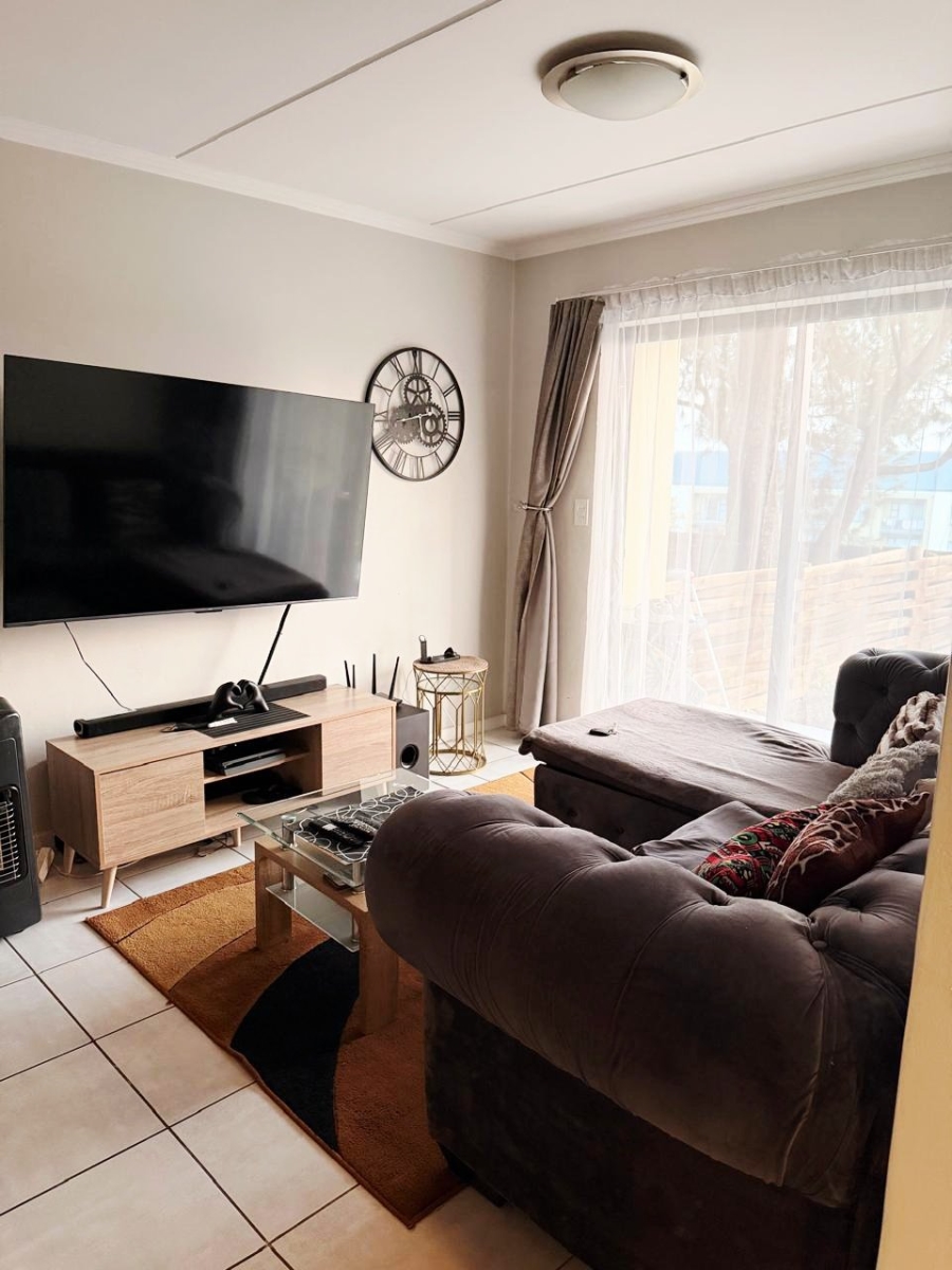 To Let 2 Bedroom Property for Rent in Witfield Gauteng