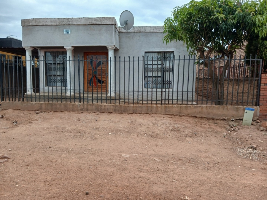 2 Bedroom Property for Sale in Soshanguve T Gauteng