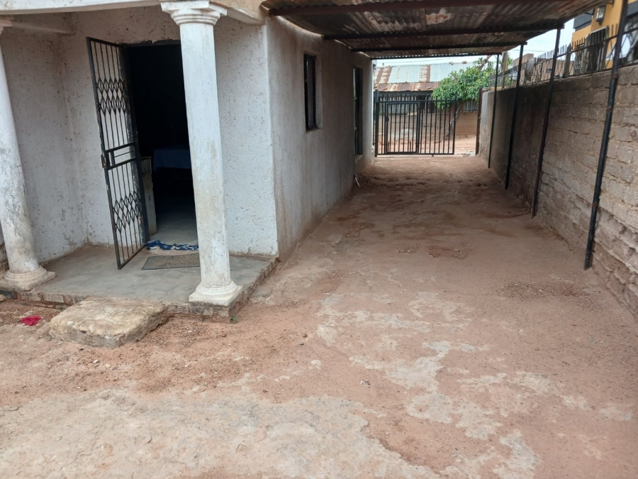 2 Bedroom Property for Sale in Soshanguve T Gauteng