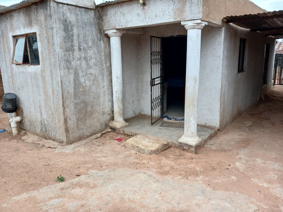 2 Bedroom Property for Sale in Soshanguve T Gauteng