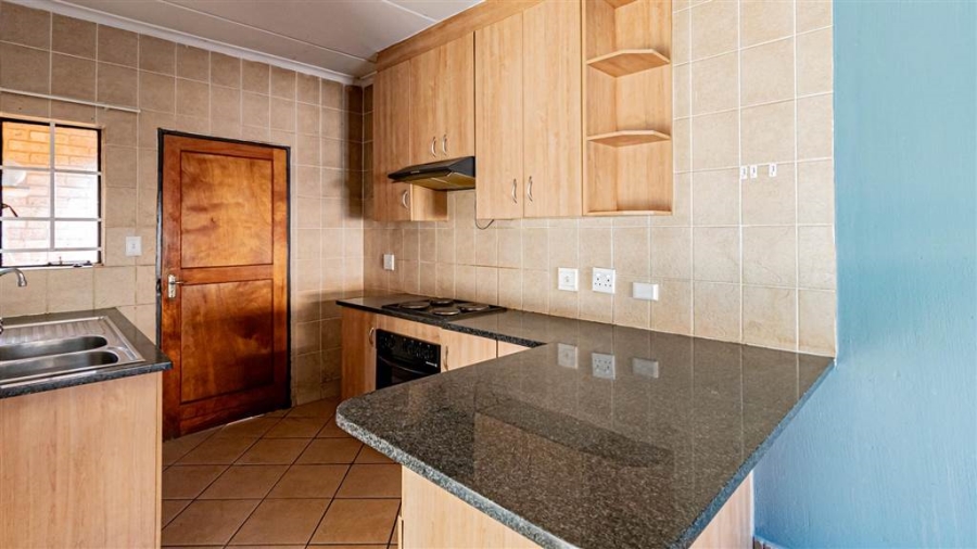  Bedroom Property for Sale in Elspark Gauteng