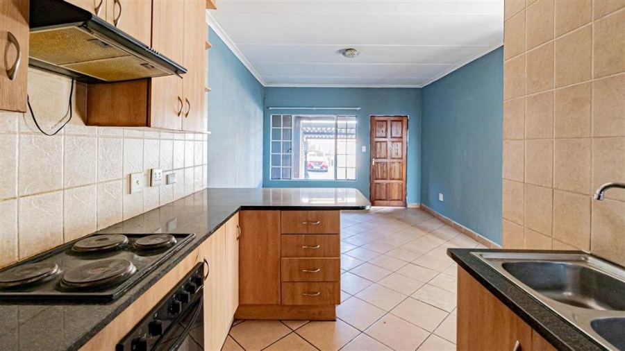  Bedroom Property for Sale in Elspark Gauteng
