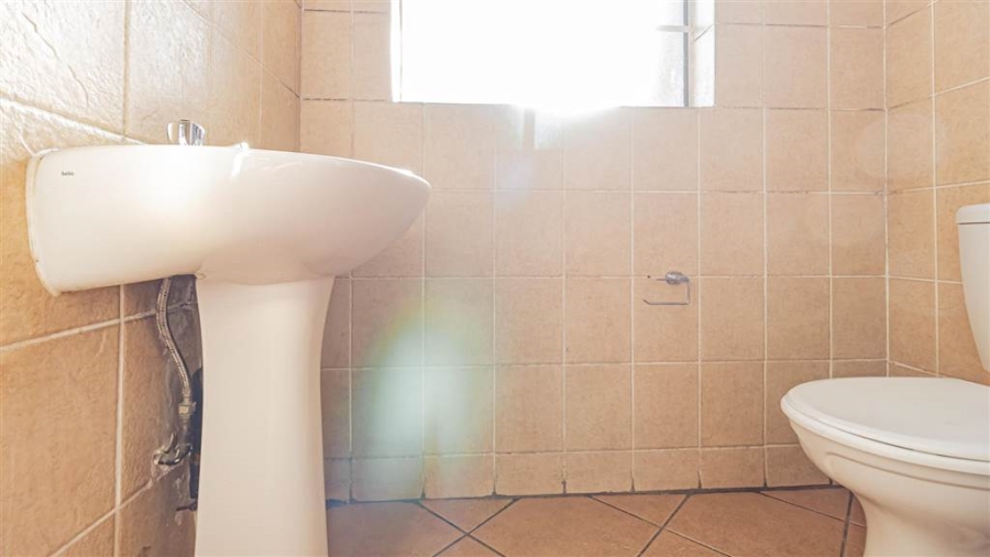  Bedroom Property for Sale in Elspark Gauteng