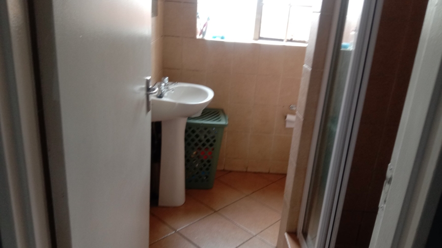  Bedroom Property for Sale in Elspark Gauteng