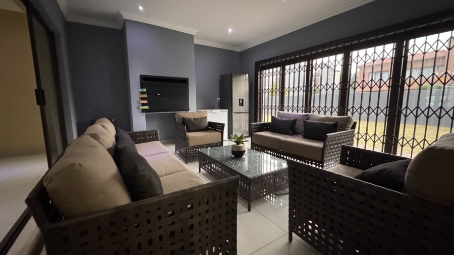 4 Bedroom Property for Sale in Three Rivers East Gauteng