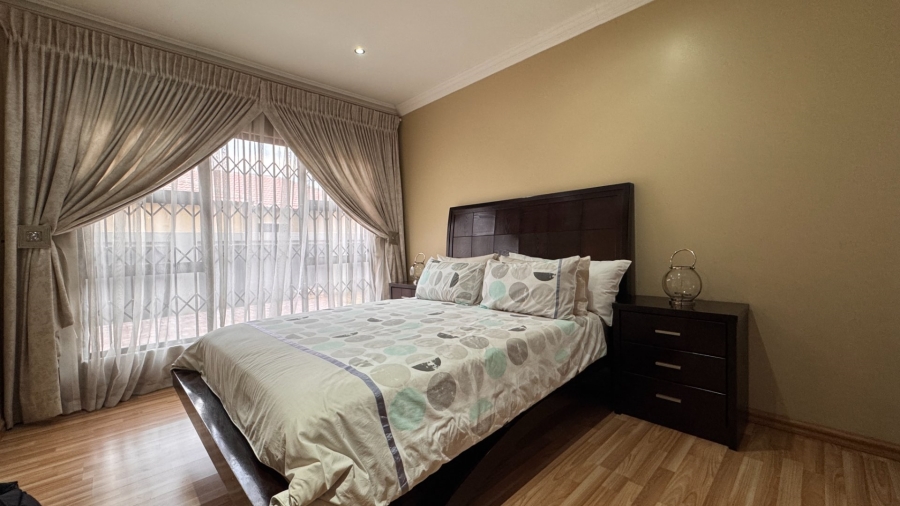 4 Bedroom Property for Sale in Three Rivers East Gauteng