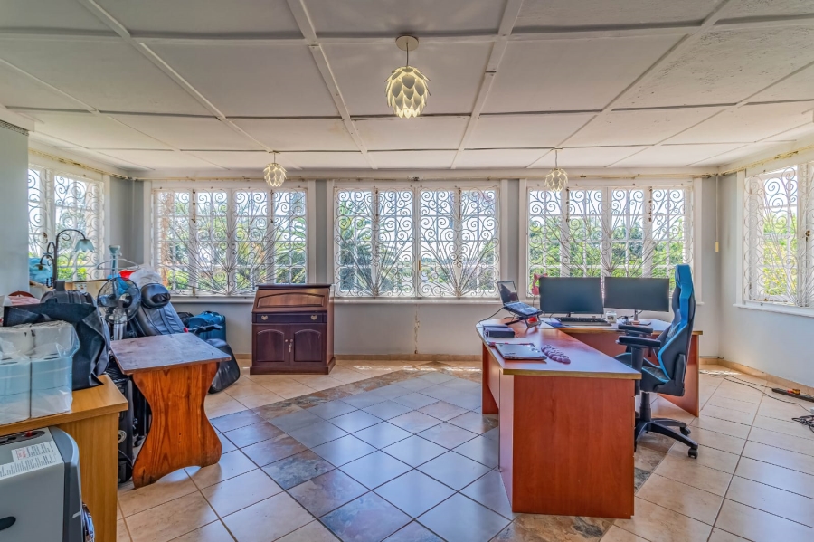4 Bedroom Property for Sale in Observatory Gauteng