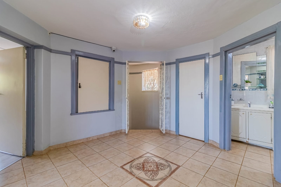 4 Bedroom Property for Sale in Observatory Gauteng