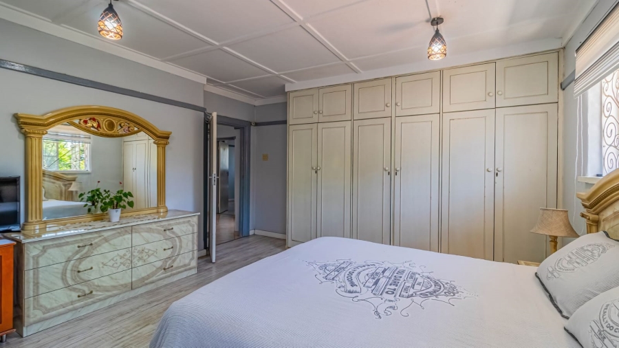 4 Bedroom Property for Sale in Observatory Gauteng