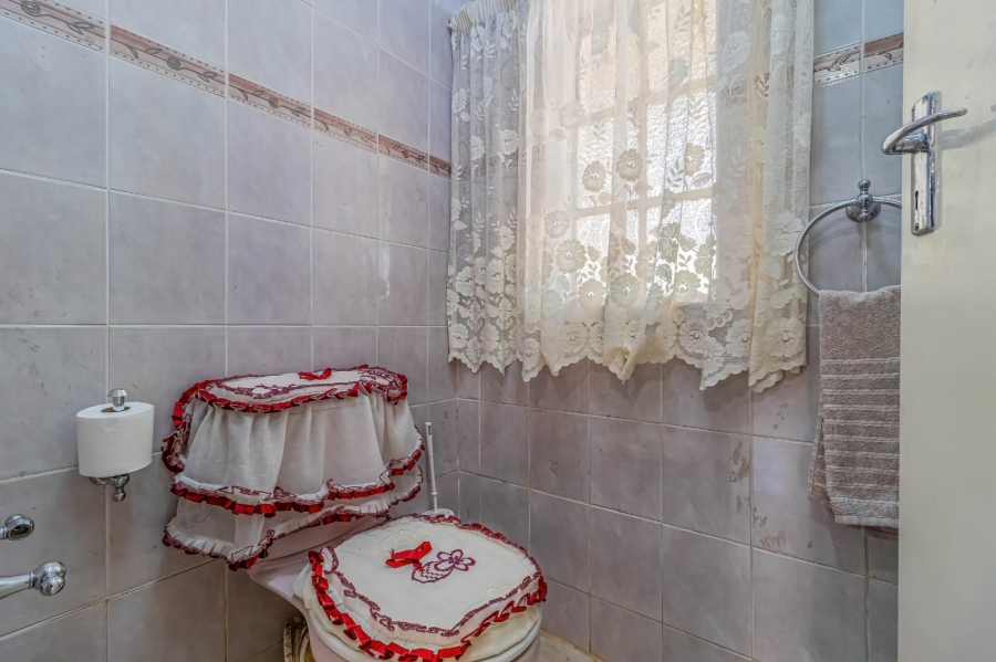4 Bedroom Property for Sale in Observatory Gauteng