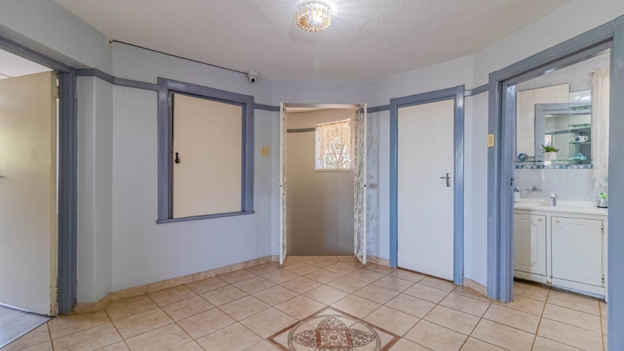 4 Bedroom Property for Sale in Observatory Gauteng