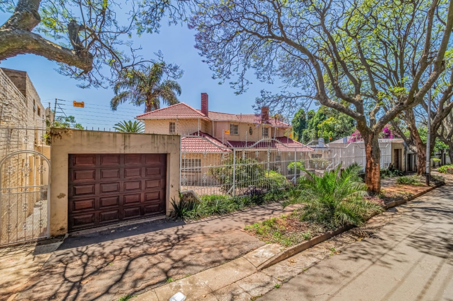 4 Bedroom Property for Sale in Observatory Gauteng
