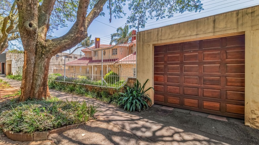 4 Bedroom Property for Sale in Observatory Gauteng