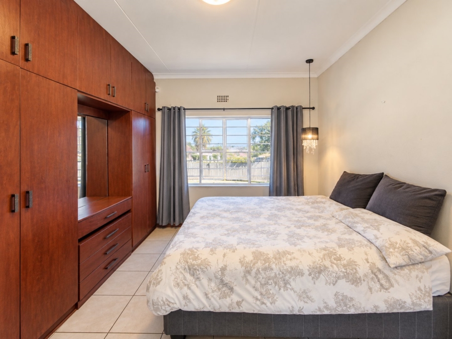 4 Bedroom Property for Sale in Rustivia Gauteng