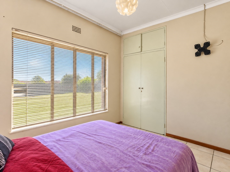 4 Bedroom Property for Sale in Rustivia Gauteng
