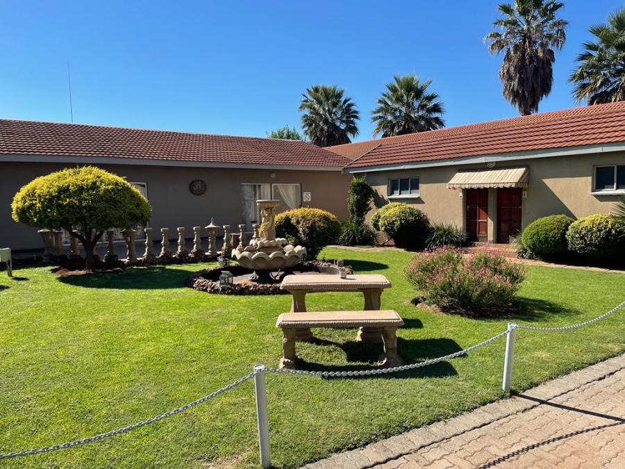  Bedroom Property for Sale in Vanderbijlpark CW 2 Gauteng