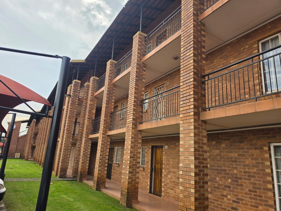2 Bedroom Property for Sale in Comet Gauteng