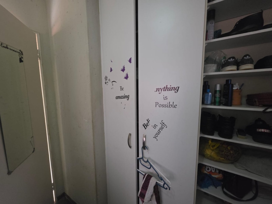 2 Bedroom Property for Sale in Comet Gauteng