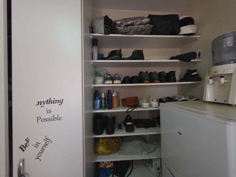 2 Bedroom Property for Sale in Comet Gauteng