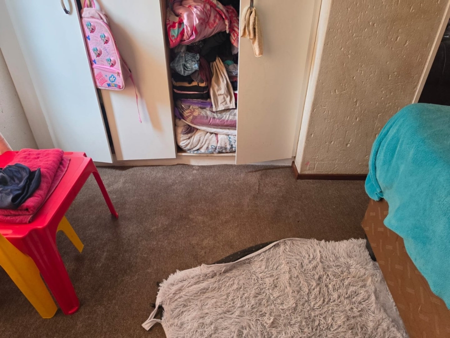2 Bedroom Property for Sale in Comet Gauteng