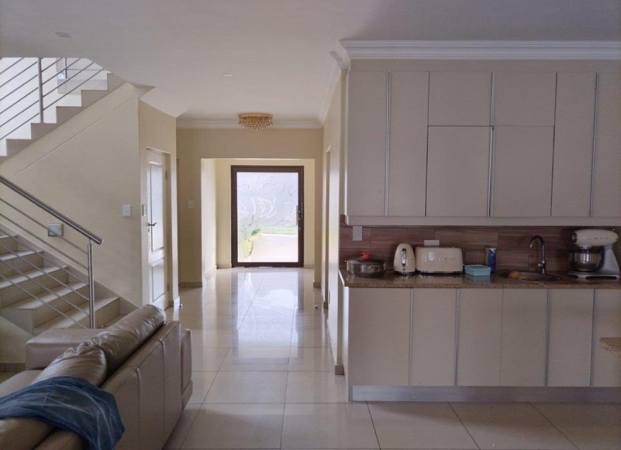 4 Bedroom Property for Sale in Derdepoort Gauteng