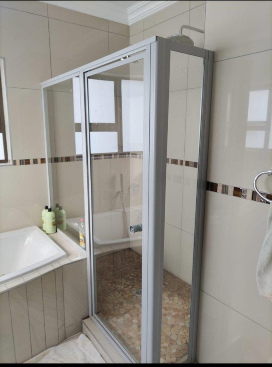 4 Bedroom Property for Sale in Derdepoort Gauteng