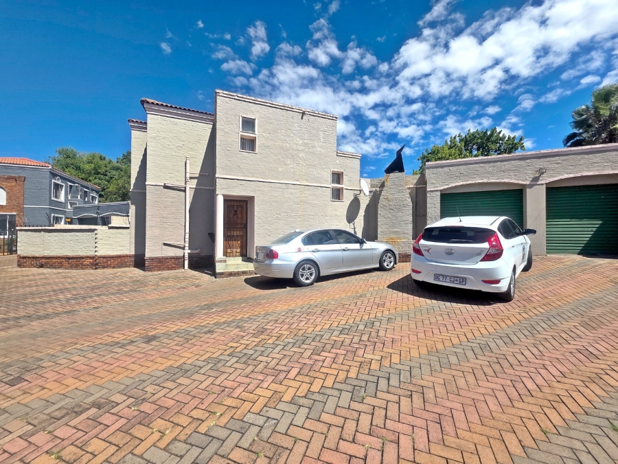 3 Bedroom Property for Sale in Jordaan Park Gauteng