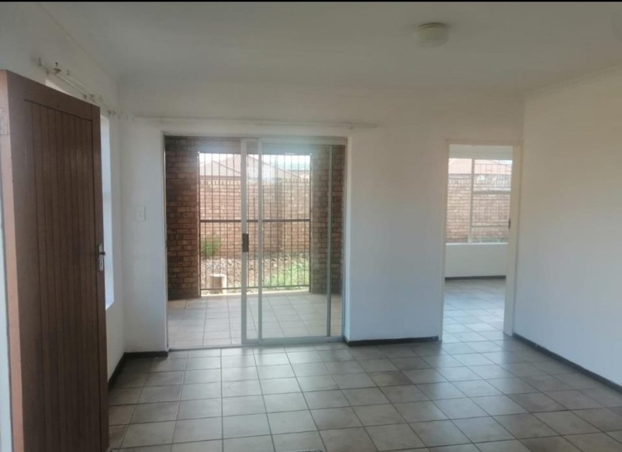 To Let 3 Bedroom Property for Rent in Karenpark Gauteng
