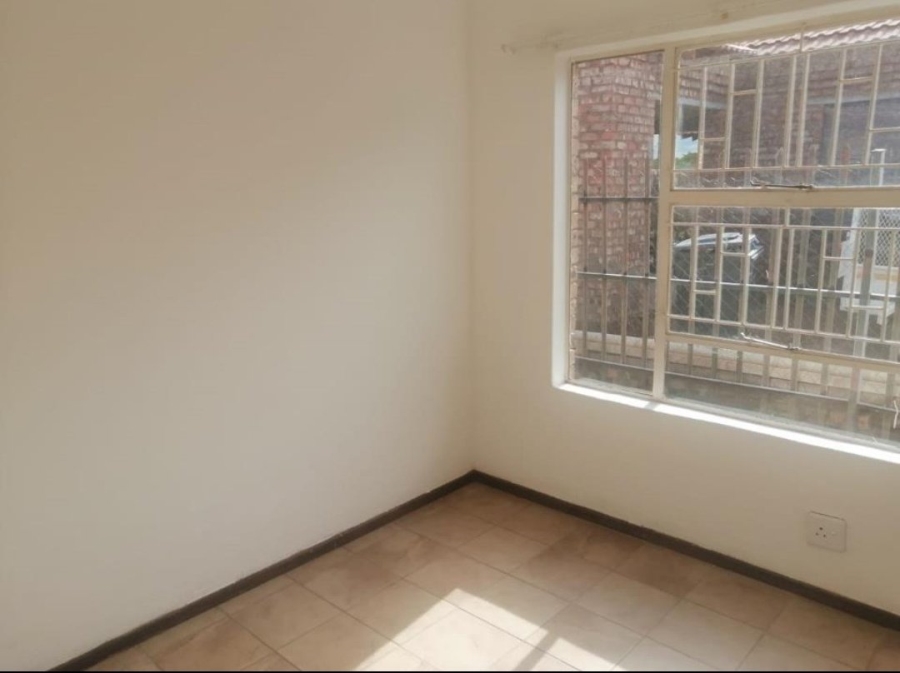To Let 3 Bedroom Property for Rent in Karenpark Gauteng