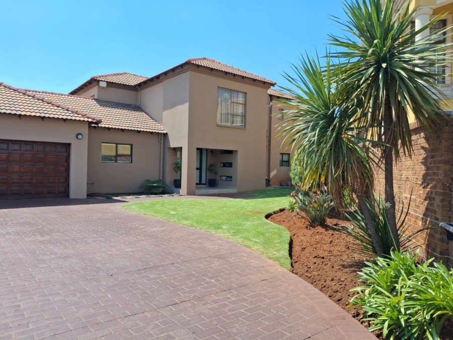 4 Bedroom Property for Sale in Sunair Park Gauteng