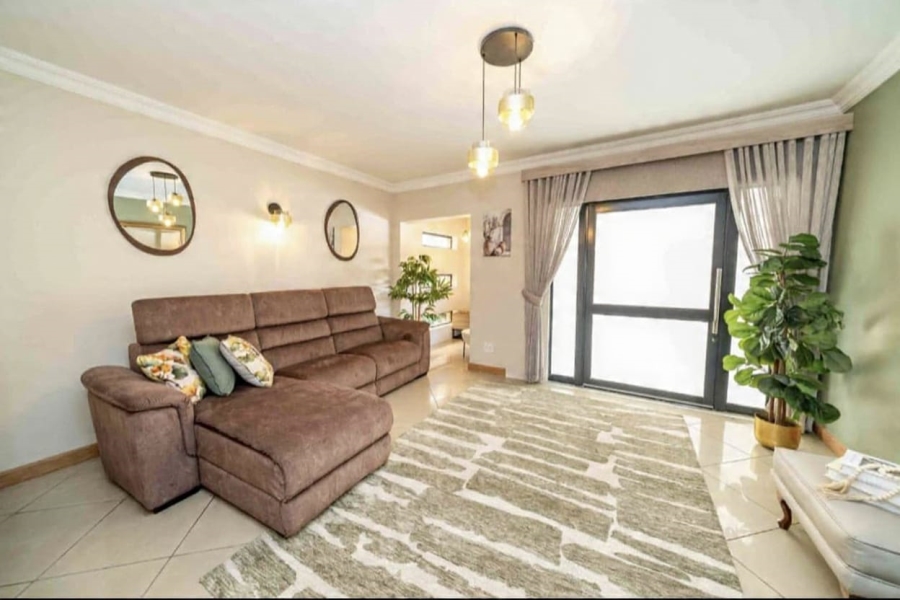 4 Bedroom Property for Sale in Sunair Park Gauteng