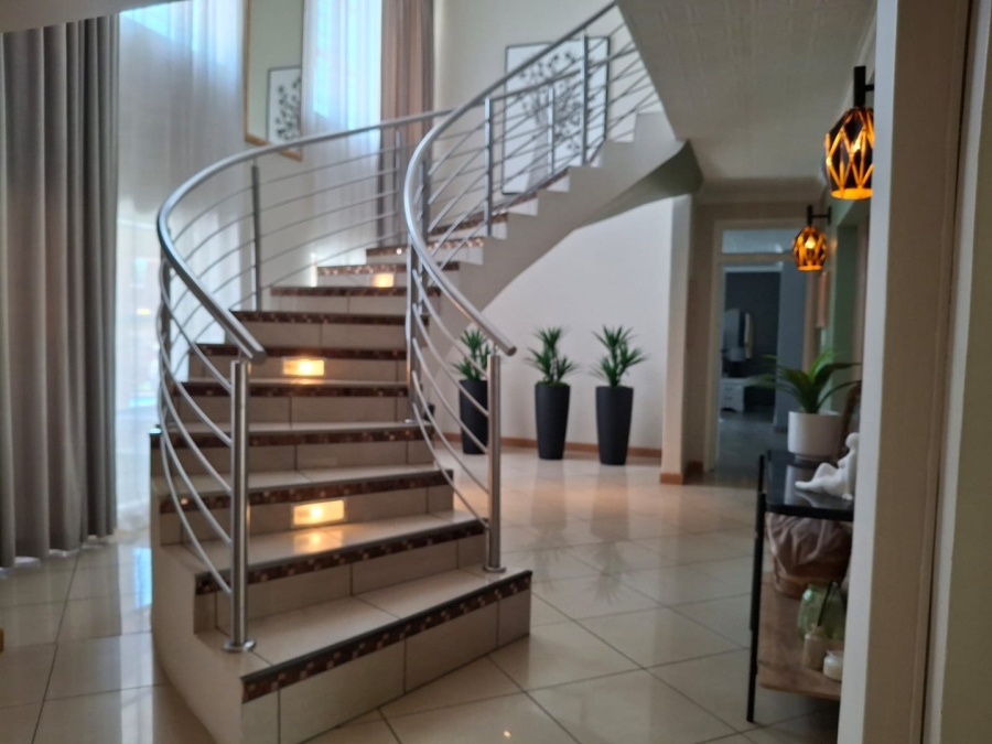 4 Bedroom Property for Sale in Sunair Park Gauteng
