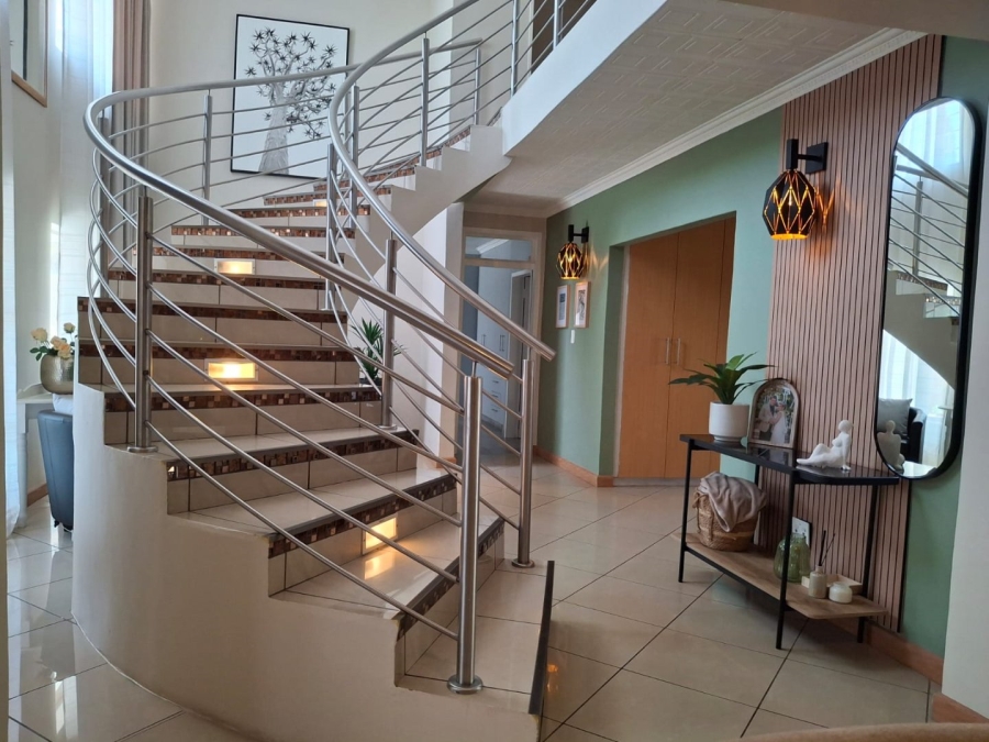 4 Bedroom Property for Sale in Sunair Park Gauteng