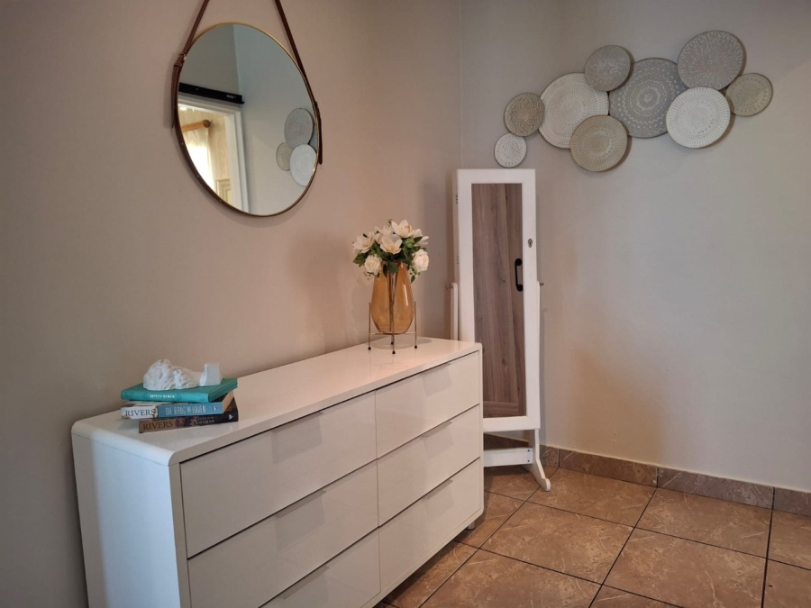 4 Bedroom Property for Sale in Sunair Park Gauteng