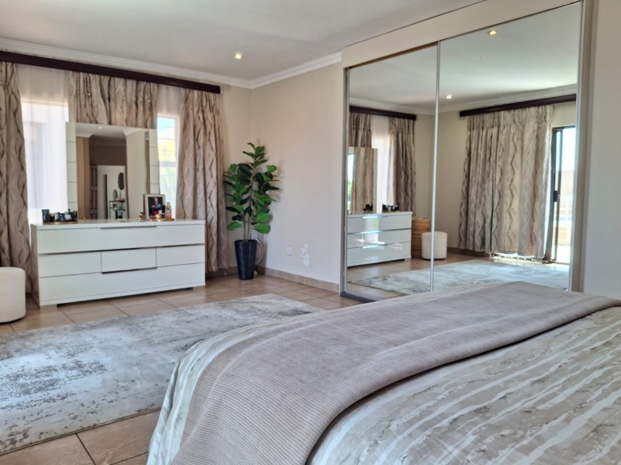 4 Bedroom Property for Sale in Sunair Park Gauteng